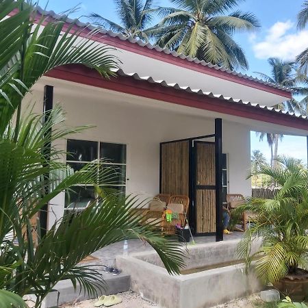 Nice Home Stay At Samroiyod Baanphakrimlay Exterior foto